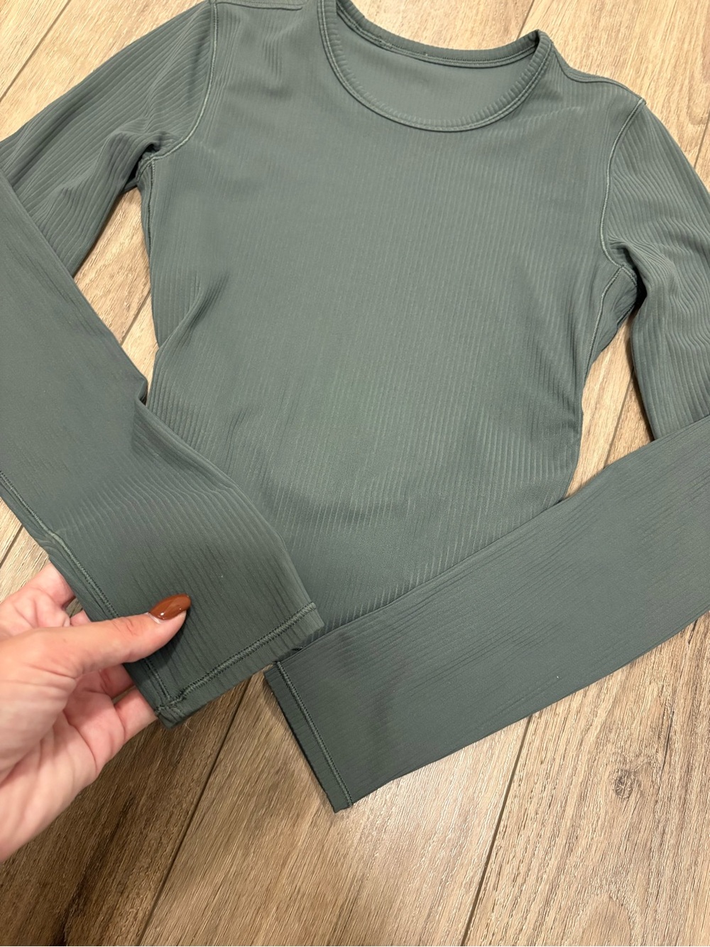 Lululemon Long Sleeve Ripped Twist-Back Top - Picture 3 of 7